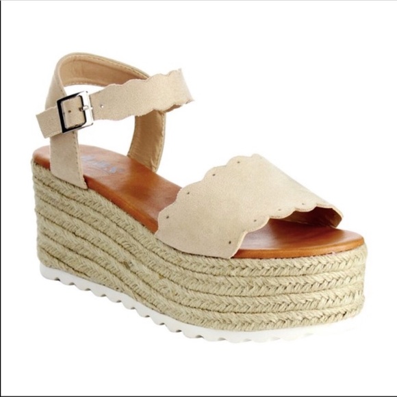 Shoes - Espadrille platform sandals
